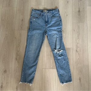 Madewell The Perfect Vintage Jean in Coney Wash: Destroyed Edition - Size 26